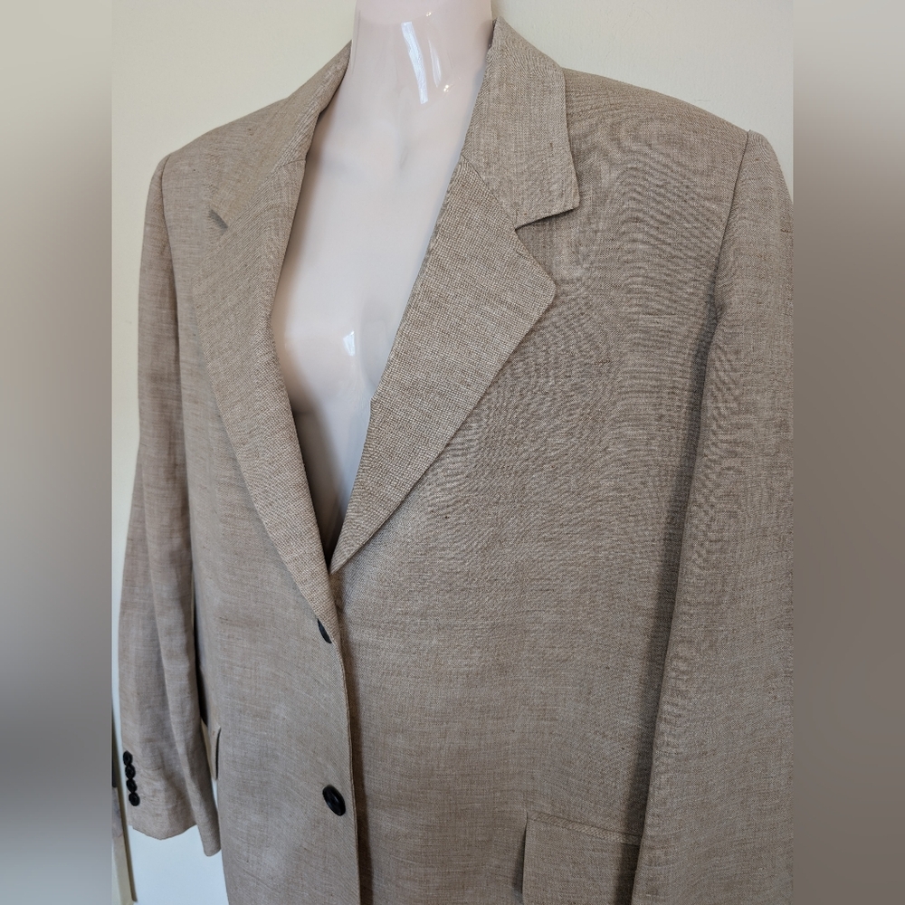 Interior The Jareth Coat In Sable 2 - Picture 8 of 11